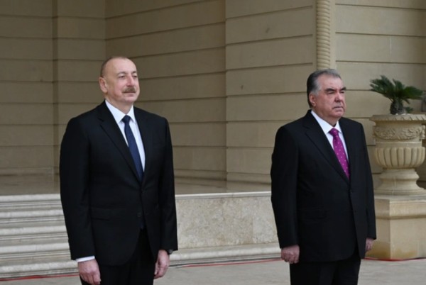 tacikistan-prezidenti-emomeli-rehmonun-resmi-qarsilanma-merasimi-olub